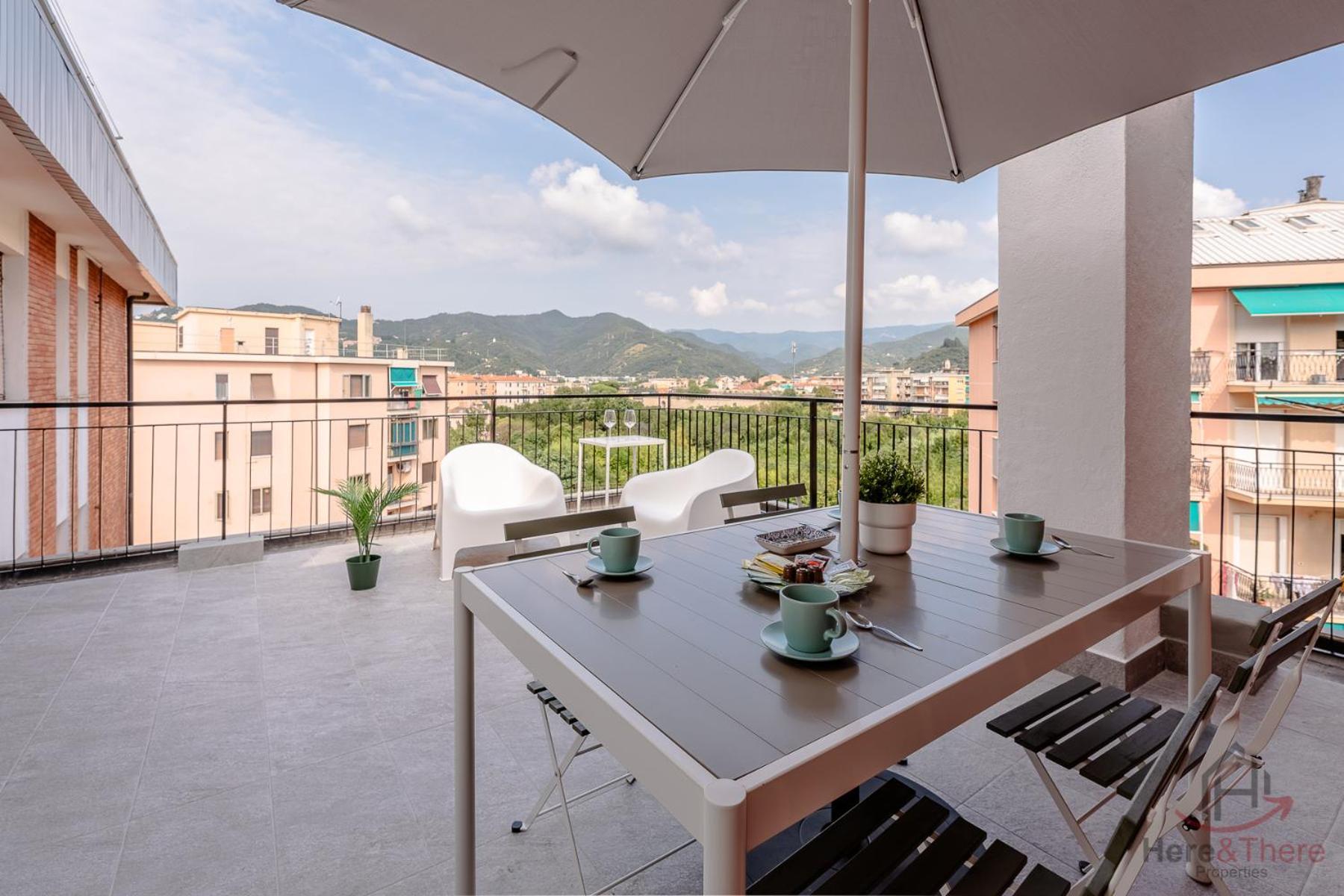 Penthouse Panoramic View - Sea 3Min - Ac - Wifi Appartement Albisola Superiore Buitenkant foto